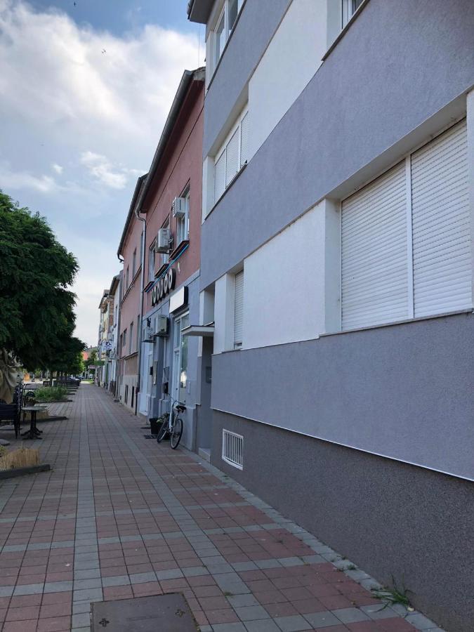 Apartman Bloom Osijek Zewnętrze zdjęcie