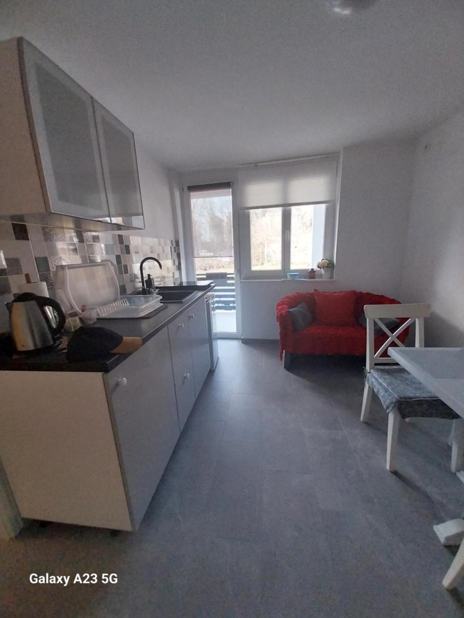 Apartman Bloom Osijek Zewnętrze zdjęcie