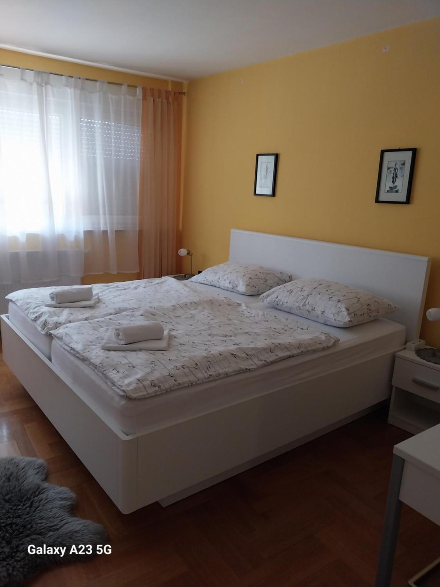 Apartman Bloom Osijek Zewnętrze zdjęcie